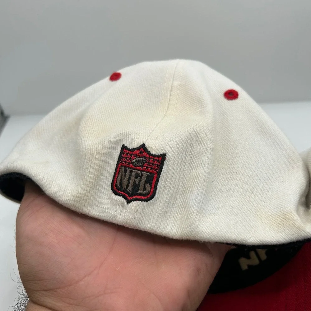 Reebok Tampa Bay Buccaneers NFL Hat Red White Stretch Fit Embroidered Cap